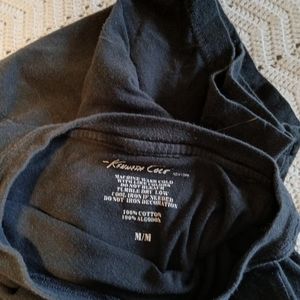 Kenneth Cole Medium size T-shirt